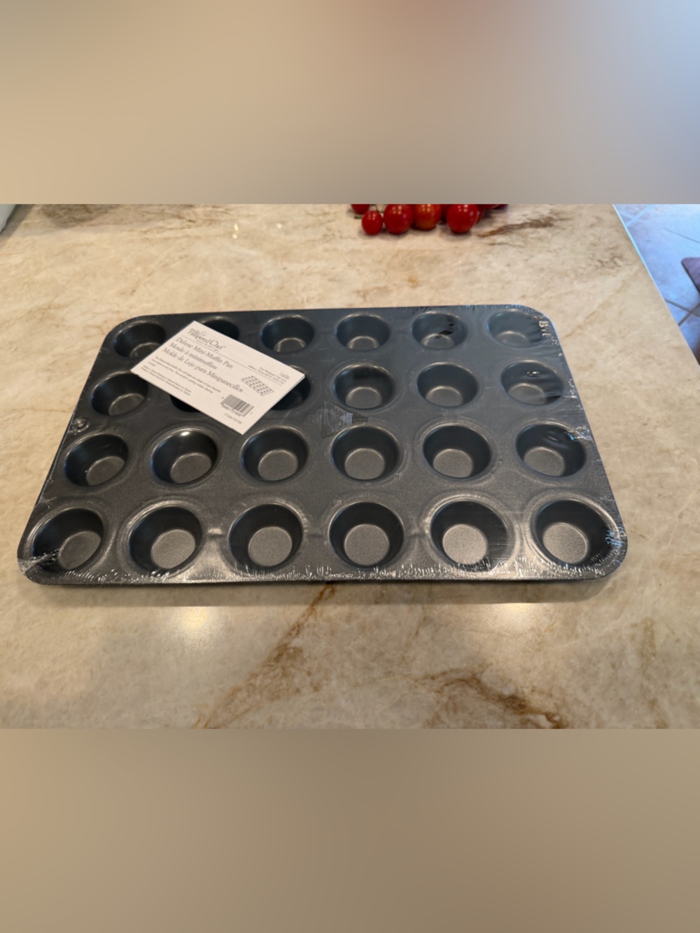 Pampered Chef deluxe mini muffin pan NEW RETIRED